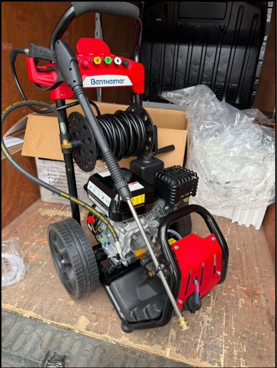 BRAND NEW INDUSTRIAL USE PRESSURE WASHER - Image 2