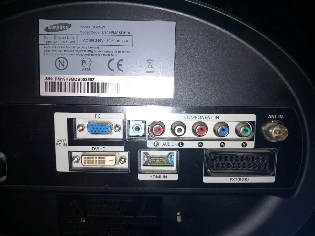 Samsung Tv - Image 2