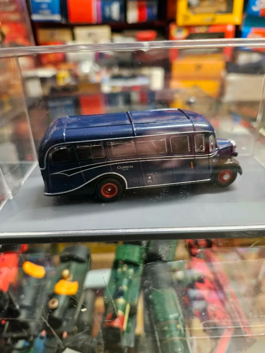 Corgi Code3 Guinness Bus - Image 2