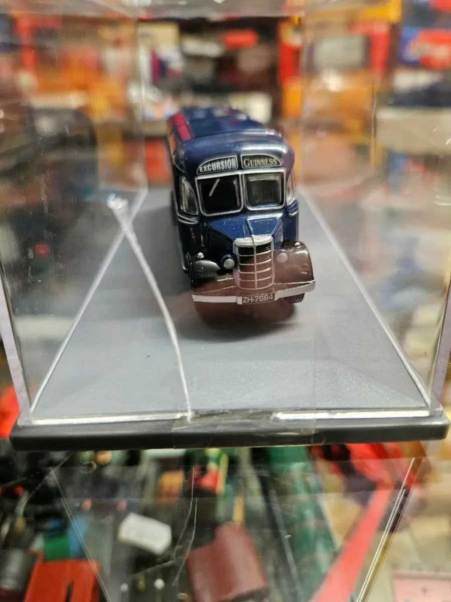 Corgi Code3 Guinness Bus - Image 3