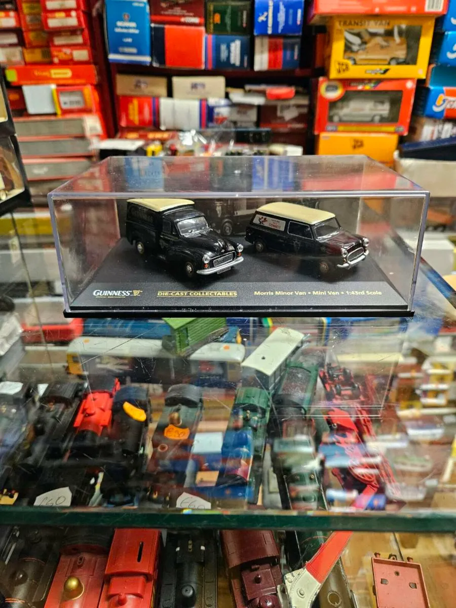 Corgi Guinness Set - Image 1