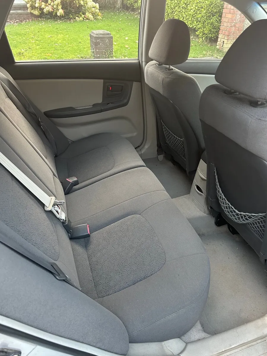Kia Cerato 2006 - Image 4