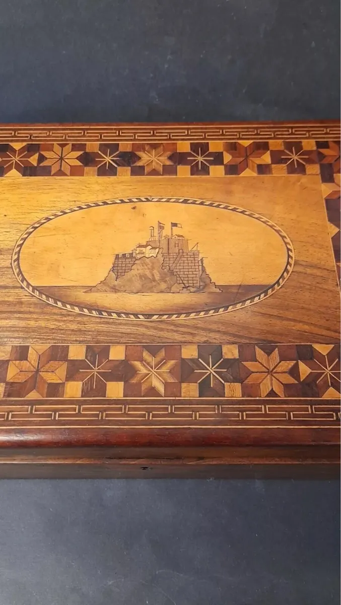 Antique Killarney wood box - Image 2