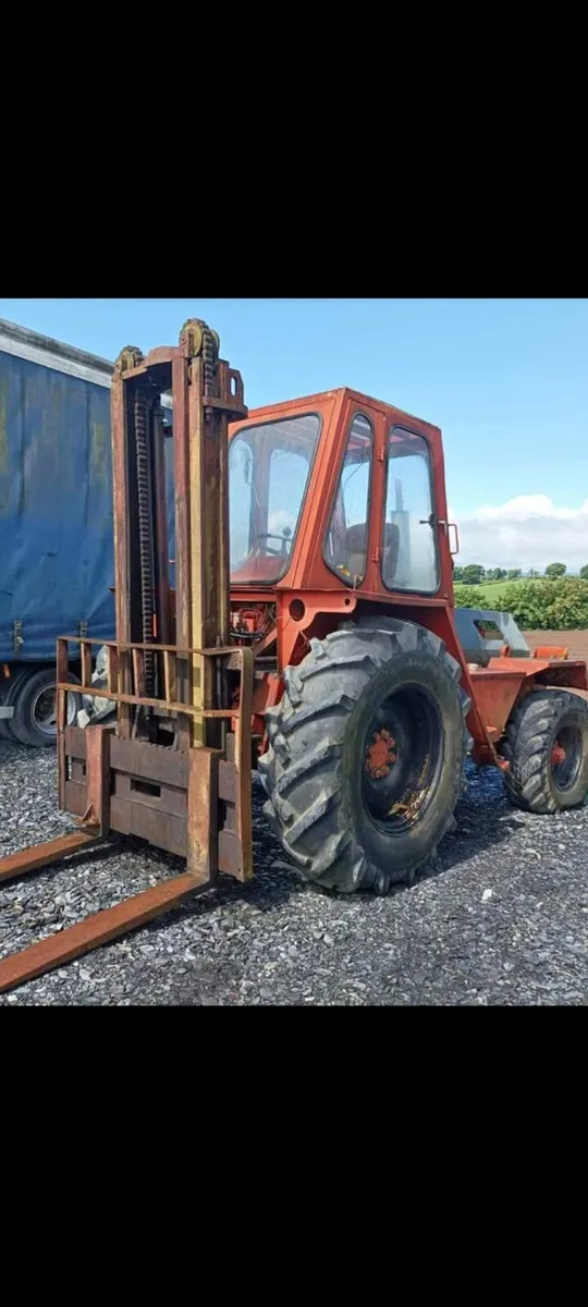 Sanderson forklift - Image 1
