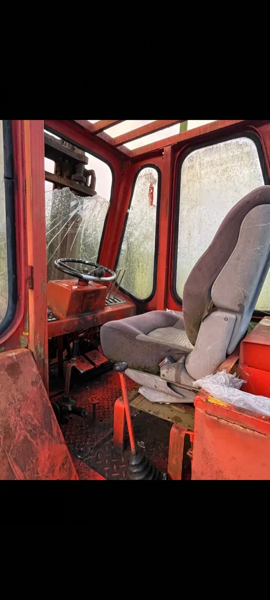 Sanderson forklift - Image 4