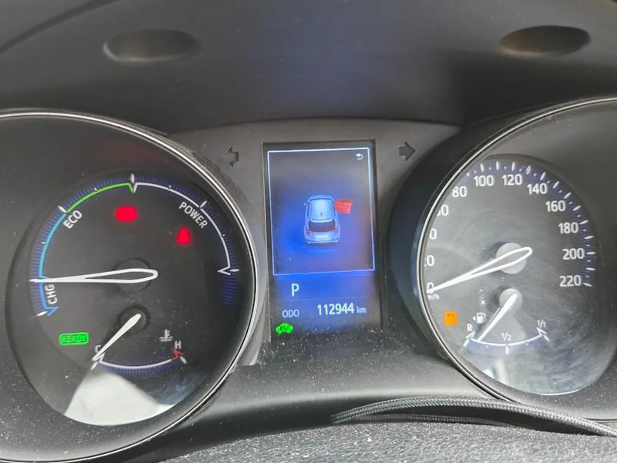 2018 Toyota C-HR - Image 2