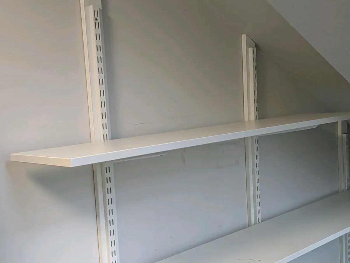 Shelf brackets - Image 2