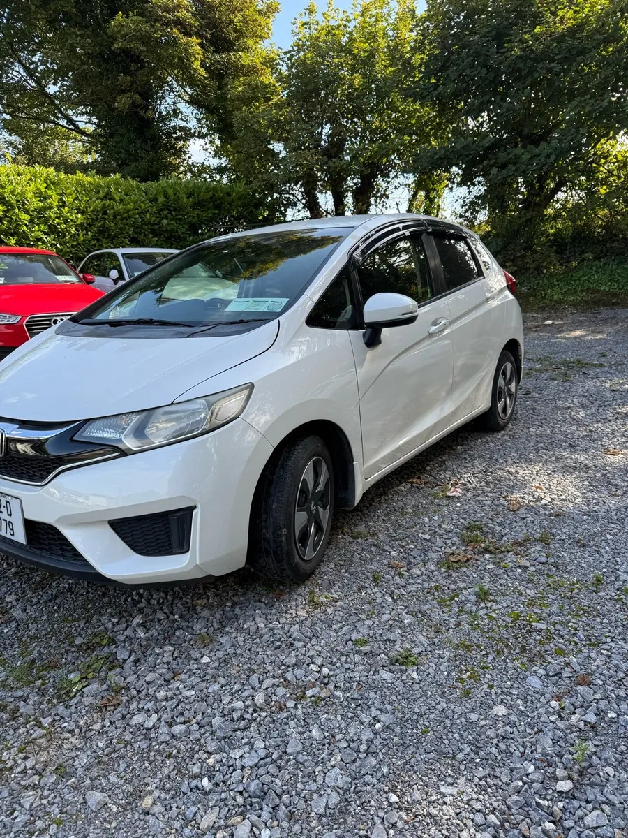 Honda Fit 2016 White Petrol - Image 3