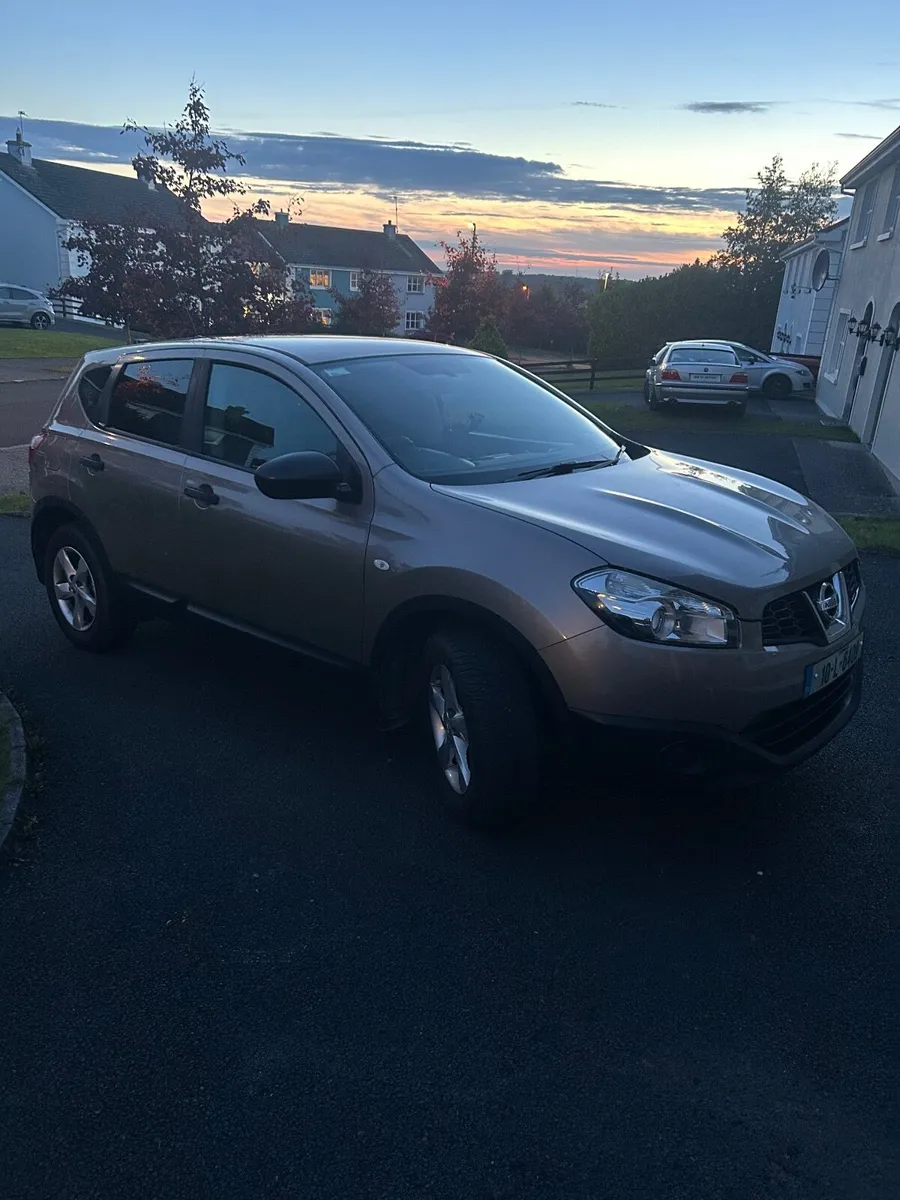 Nissan Qashqai 2010 - Image 1