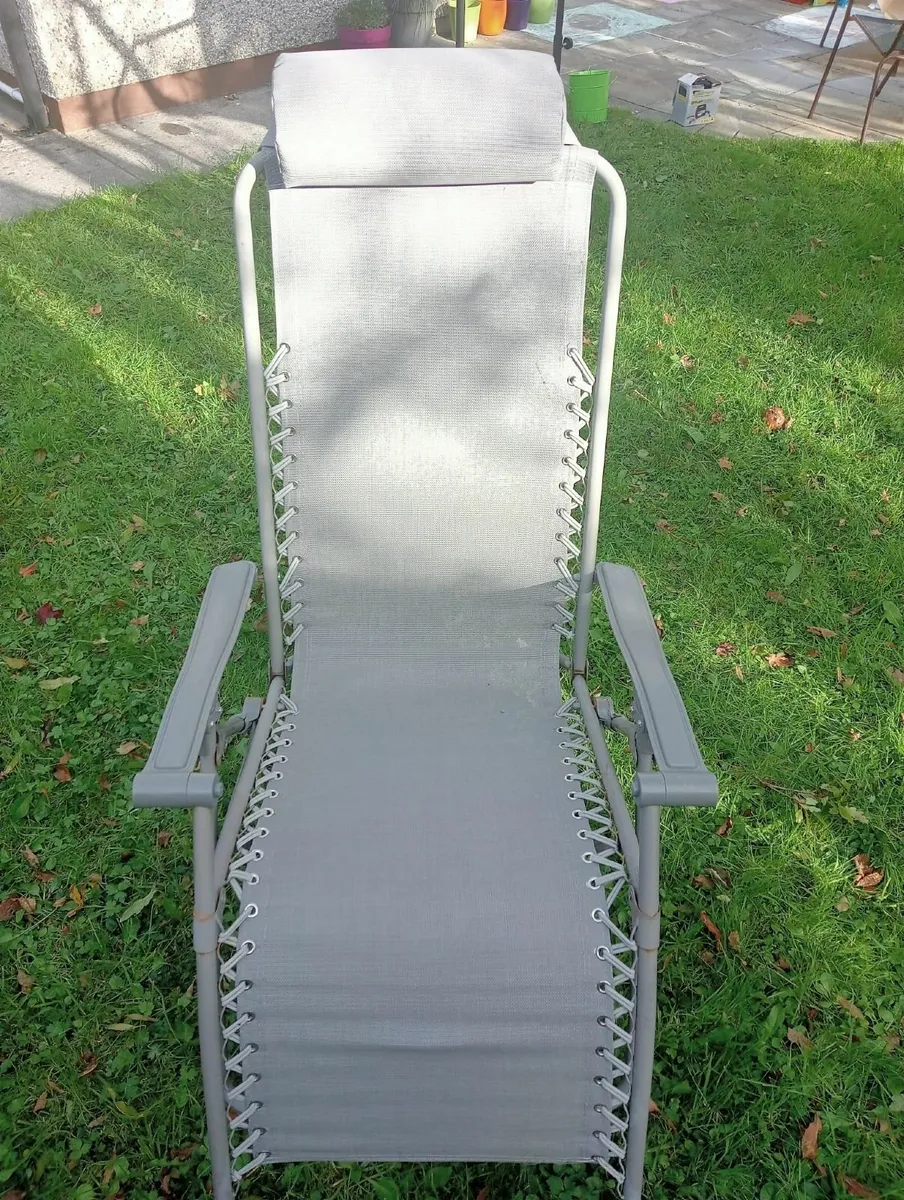 Sun Lounger - Image 1