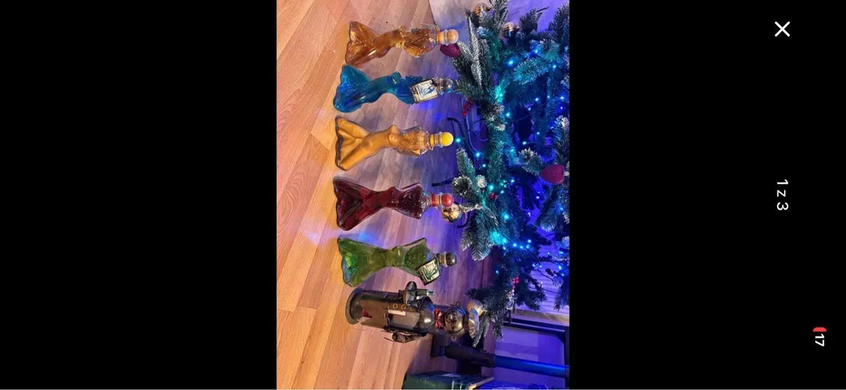 Collection women’s figures alcohol - Image 1
