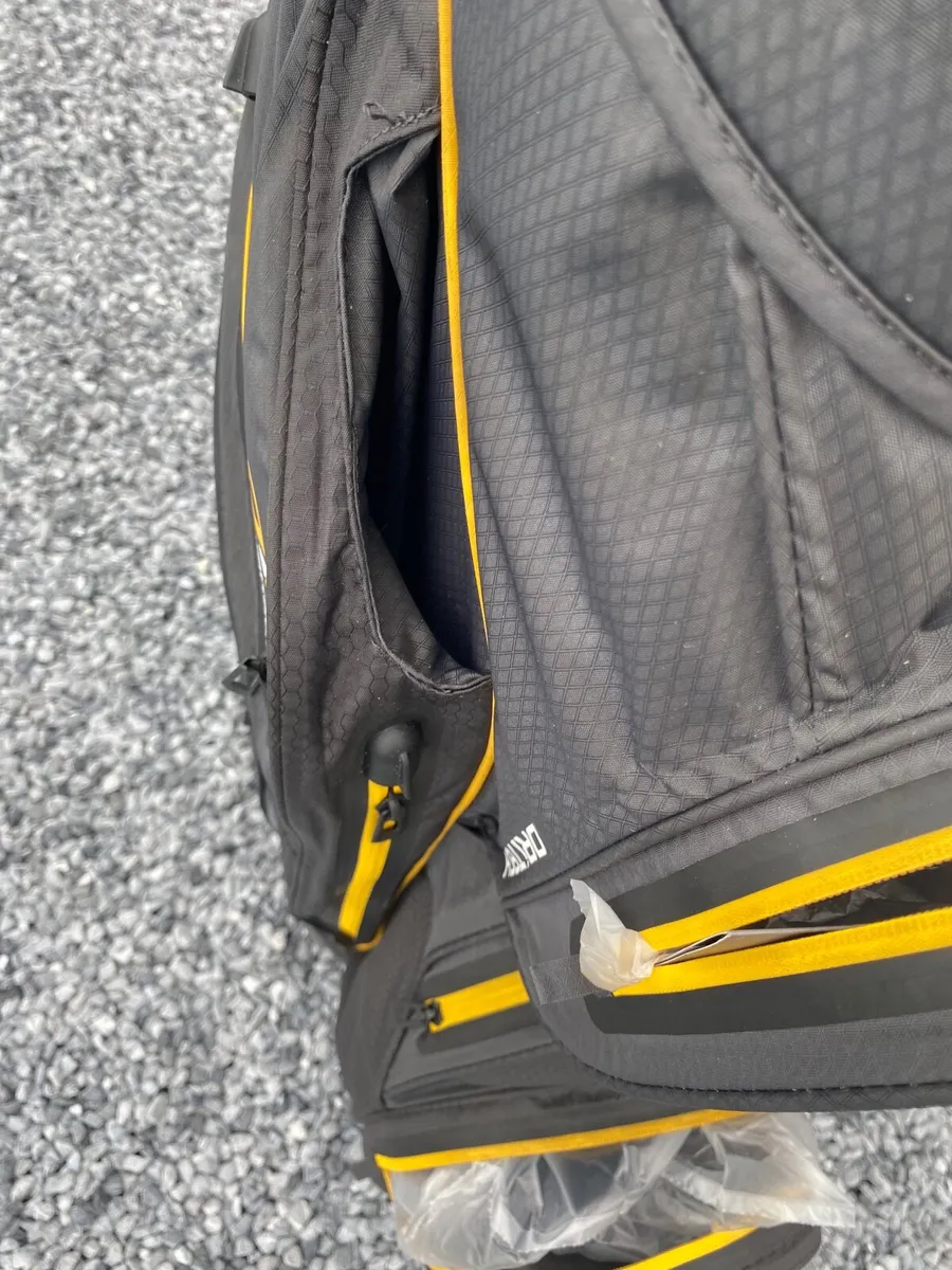 *BRAND NEW* Powakaddy Dri tech golf cart bag - Image 4