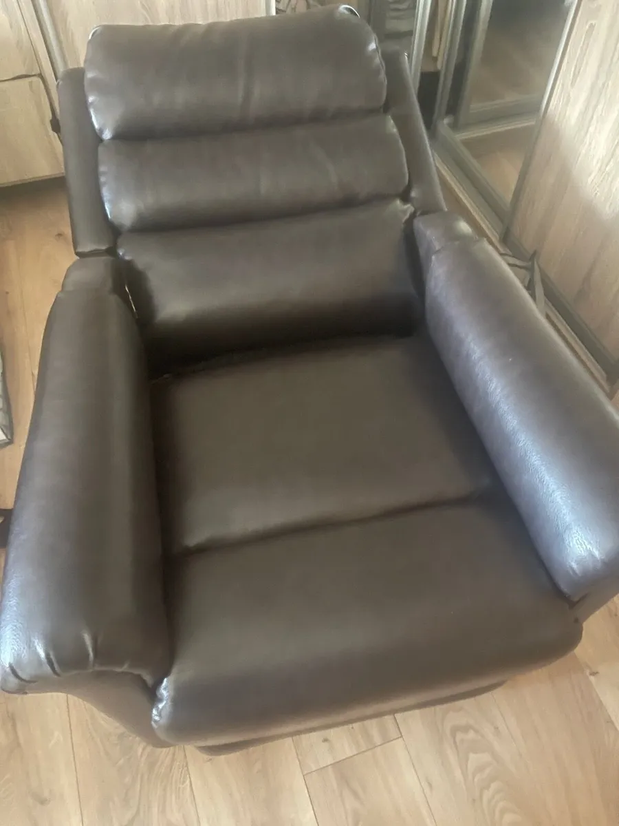 Arm chair - Image 2