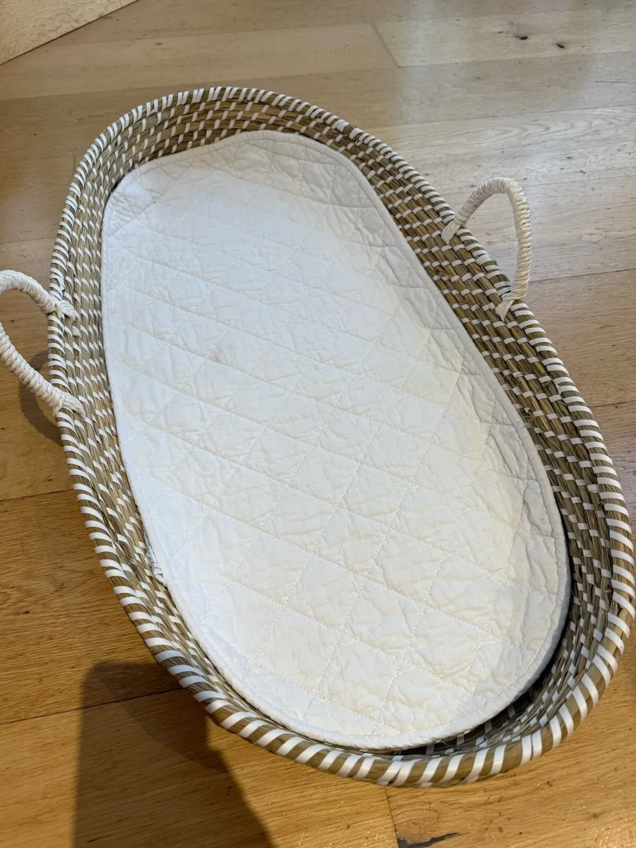 OlliElla Baby changing basket - Image 1