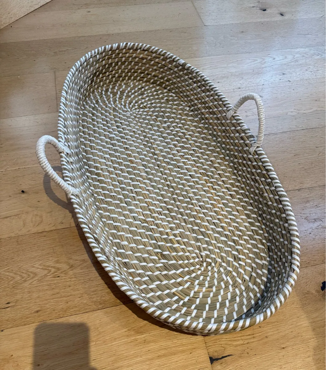 OlliElla Baby changing basket - Image 4