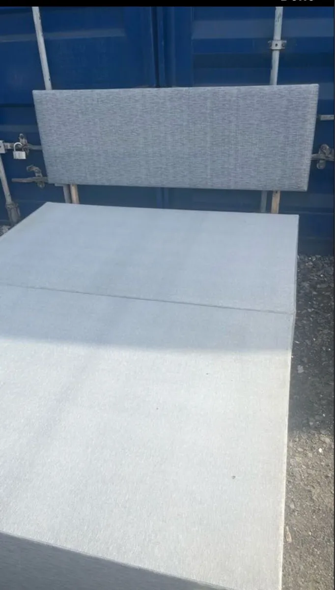 Kingsize bedframe - Image 1