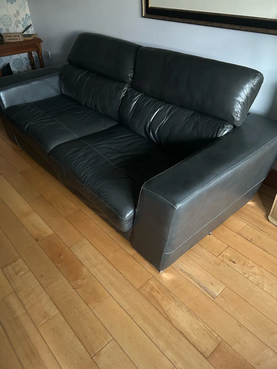 Suite of Furniture - Image 1