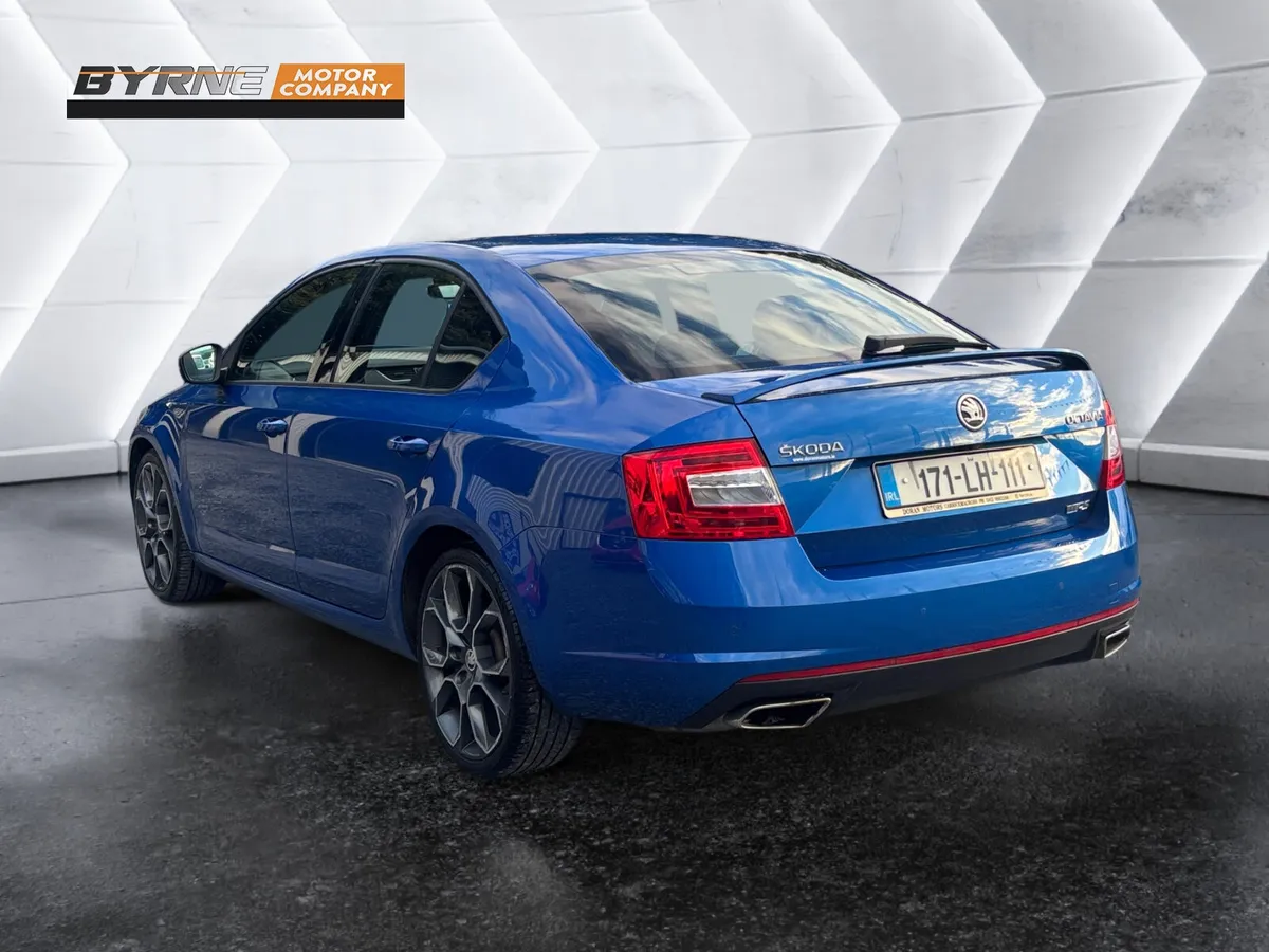 SKODA OCTAVIA VRS 2.0 TDI 2017 - Image 3