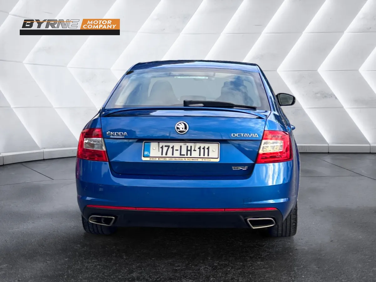 SKODA OCTAVIA VRS 2.0 TDI 2017 - Image 4