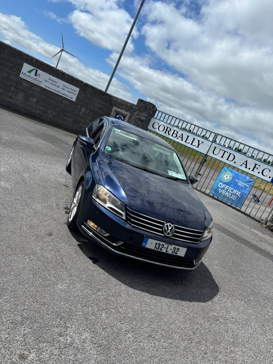 2013 vw Passat - Image 2