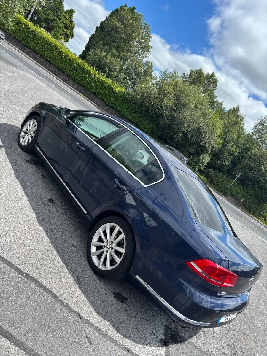 2013 vw Passat - Image 4
