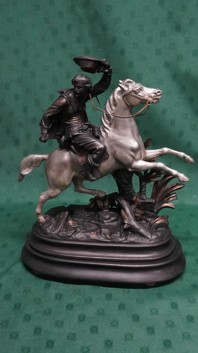 Pair of Vintage Metal Horseman Figurines - Image 3