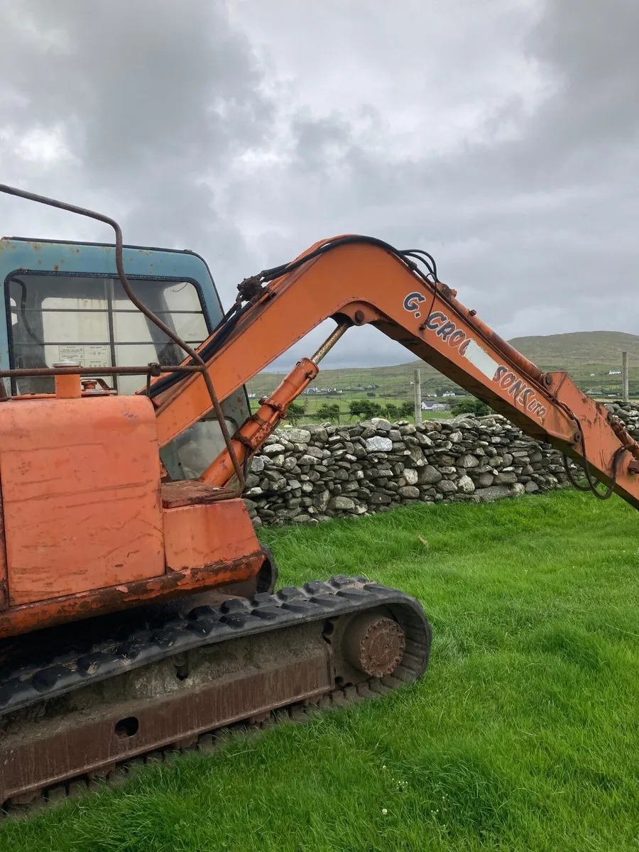 EX60-3 excavator - Image 2