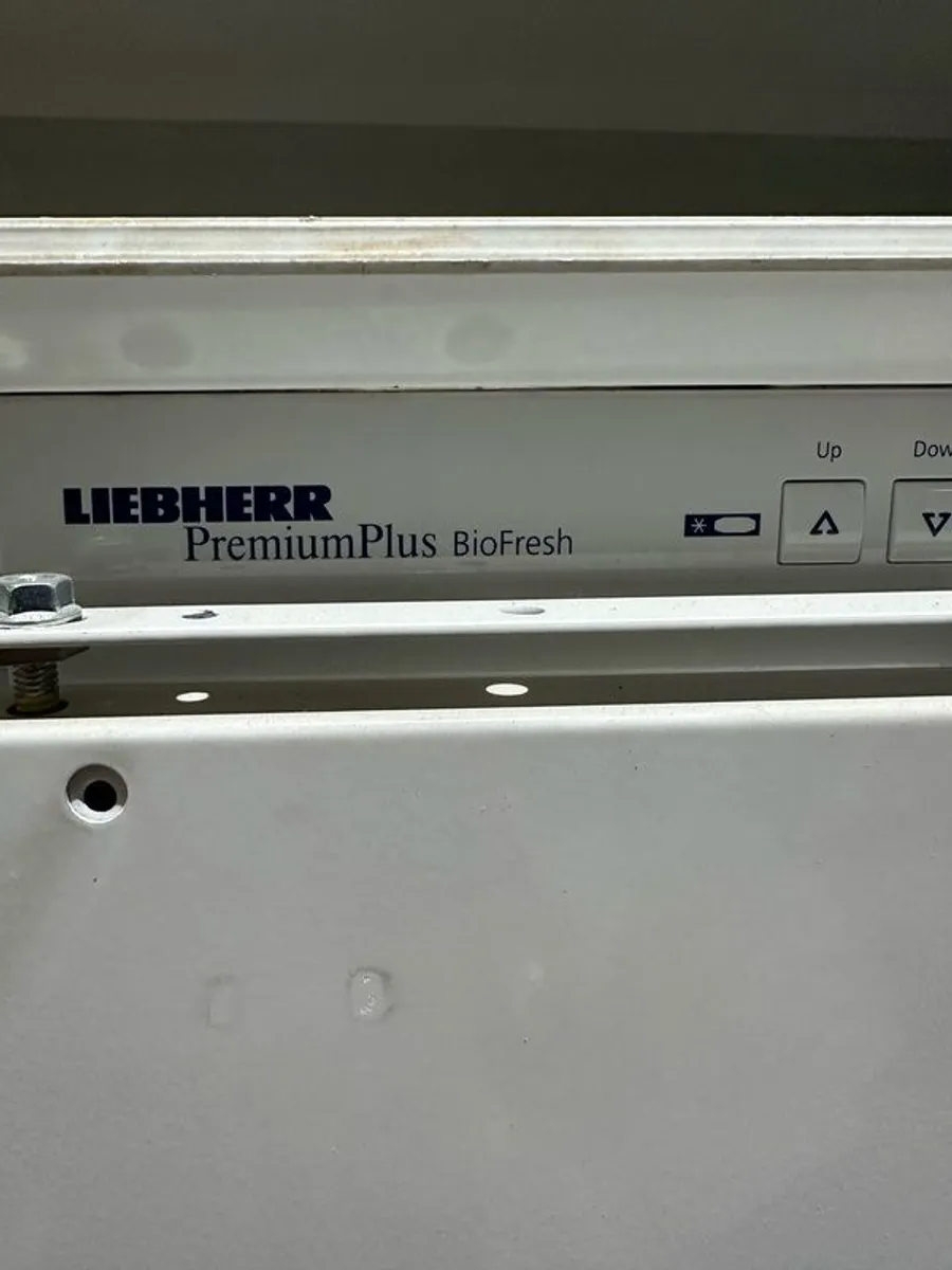 fridge for integrated kitchen - Image 1