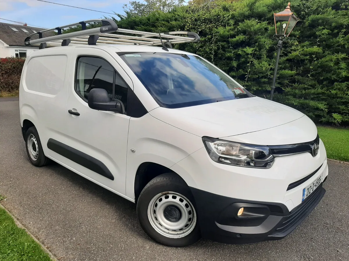 Toyota Proace 2021 GX P CITY 1 OWNER - Image 1