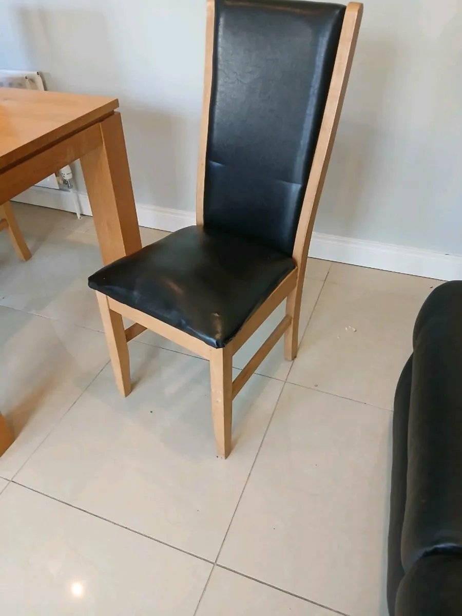 Kitchen/Dining Table - Image 3