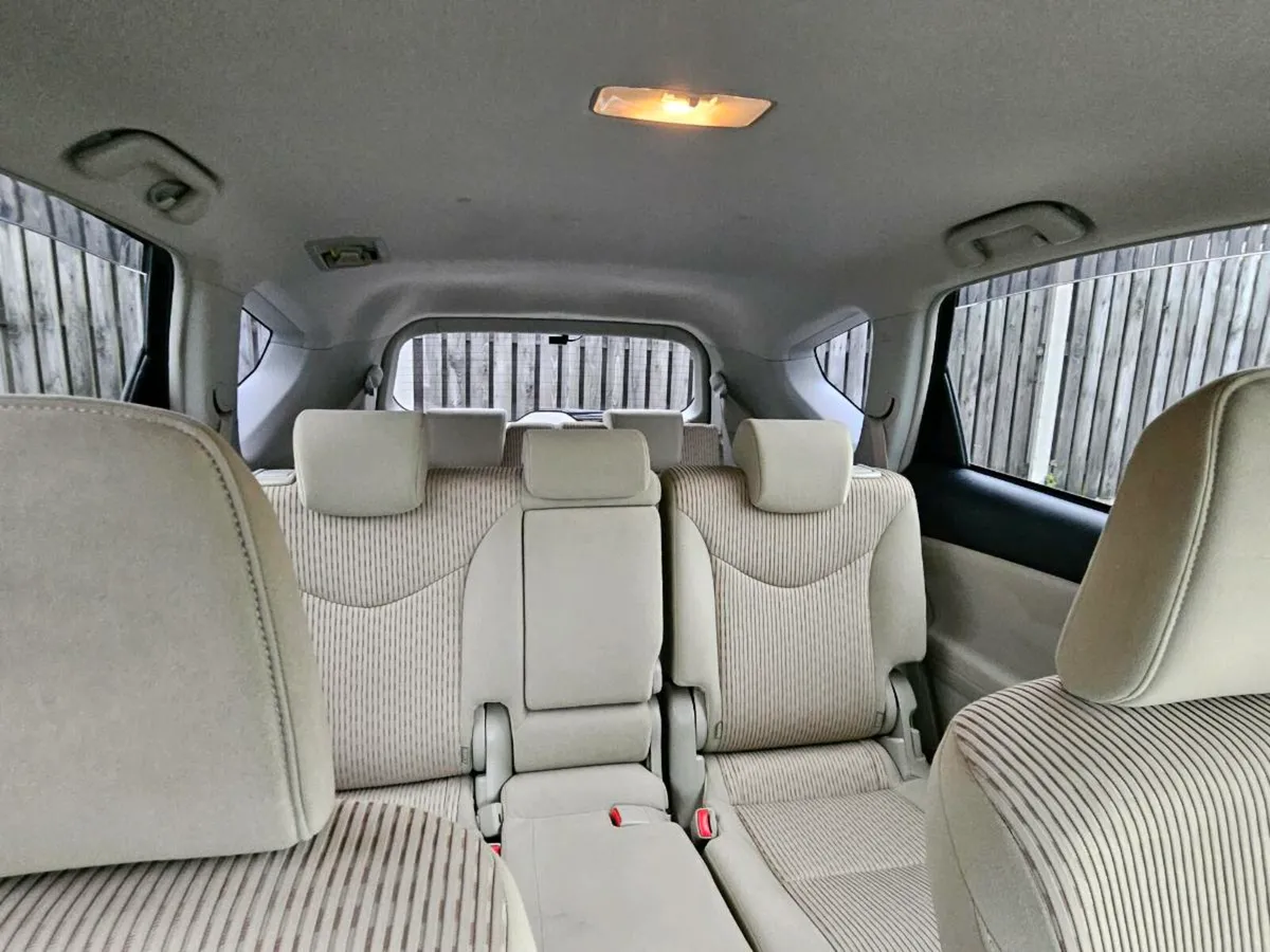 Toyota Prius Alpha 7 seater - Image 3