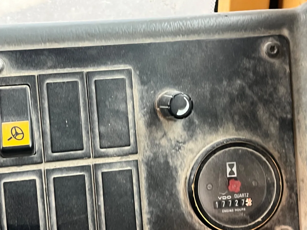 Volvo L120E for sale - Image 4