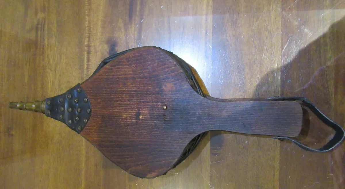 antique - Image 4