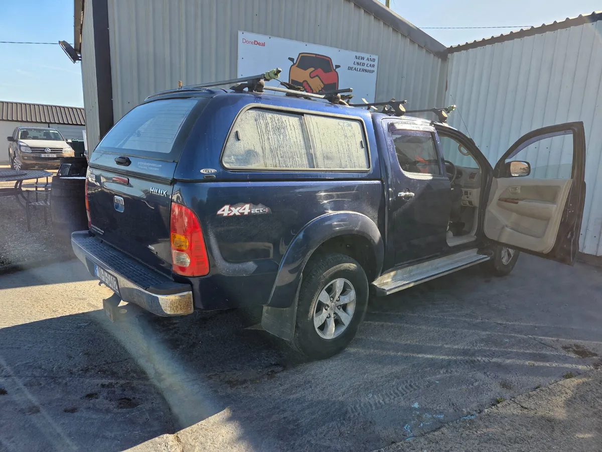 Toyota Hilux 2008 - Image 2