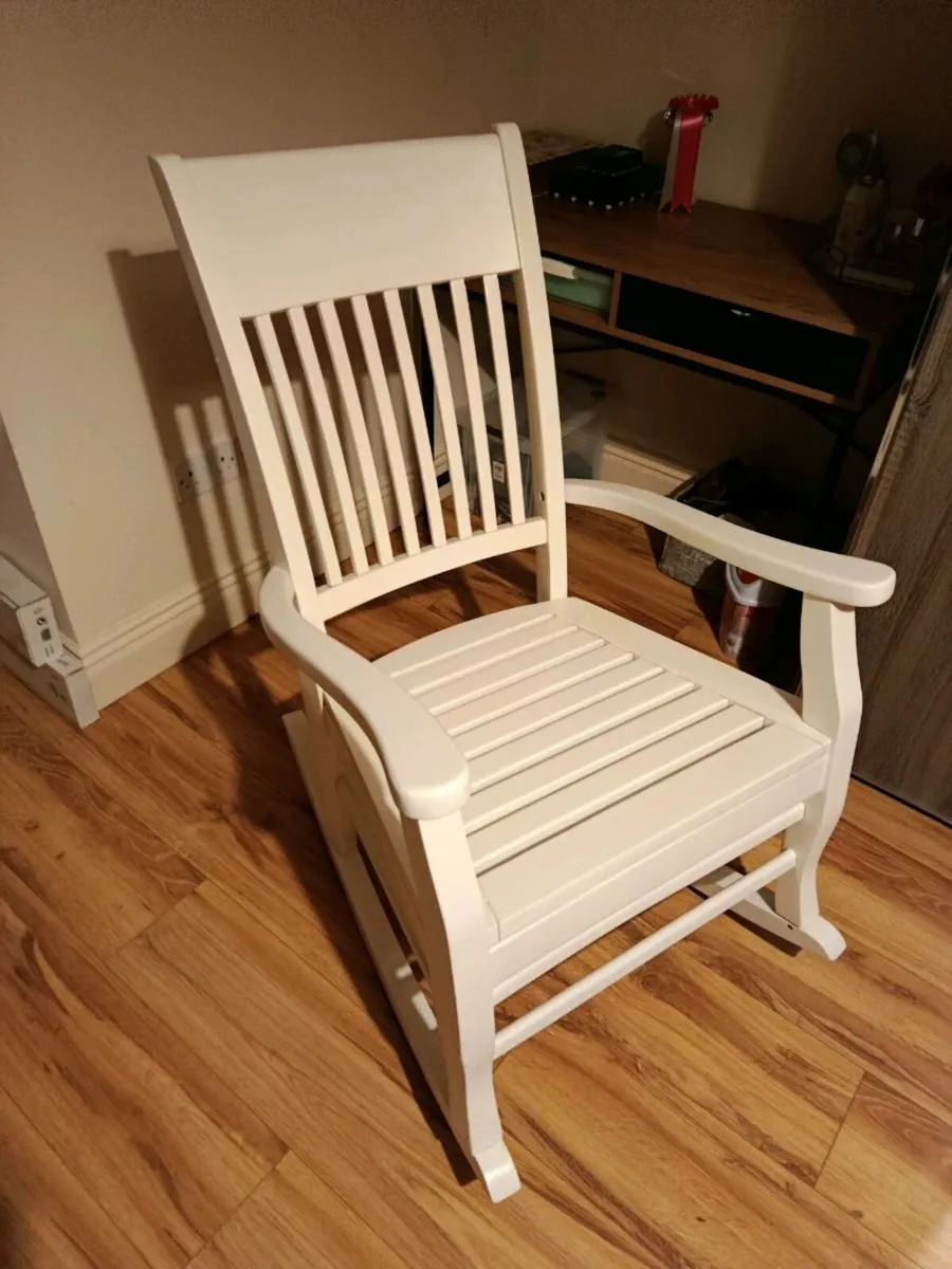 Rocking chair - Image 1