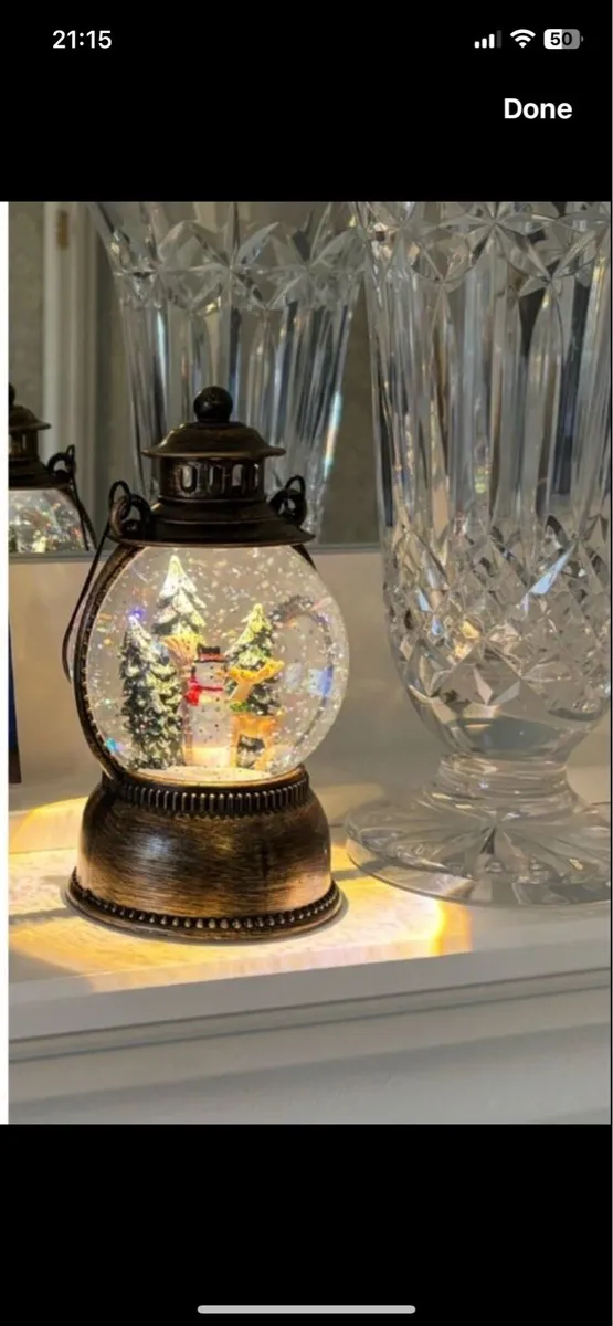 Santa & other decorations - Image 2