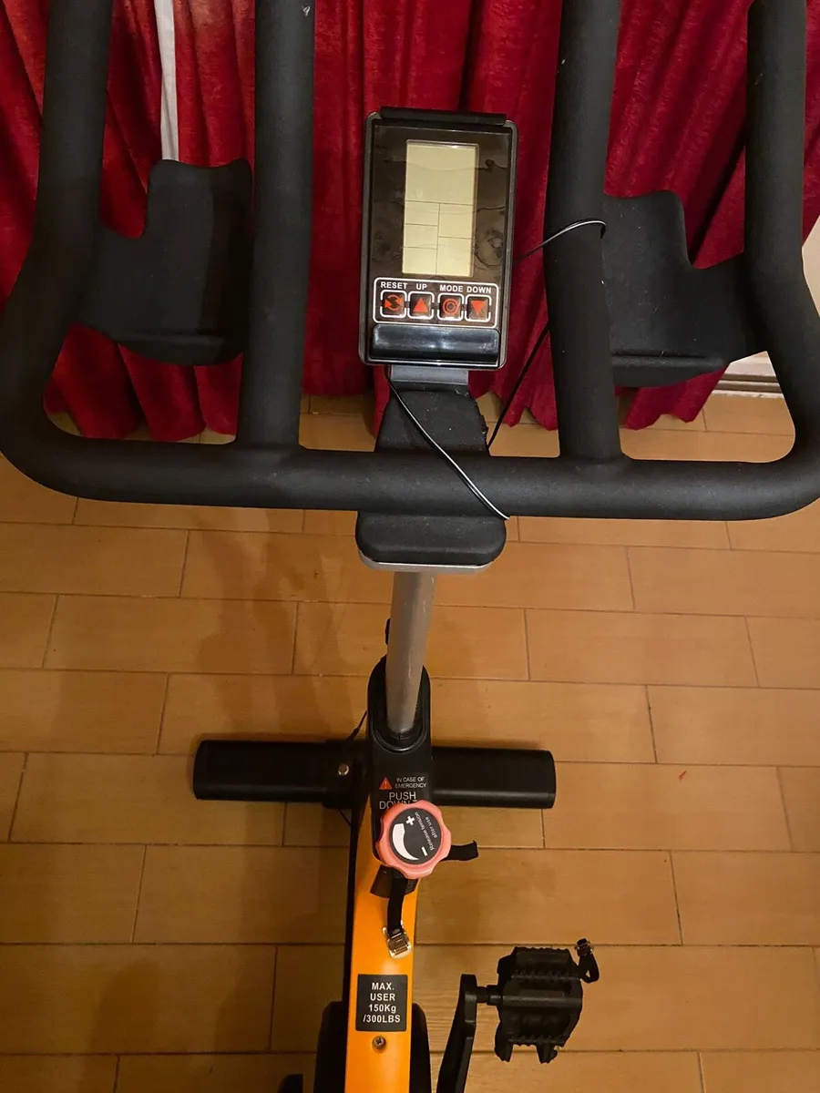 Exercise bike - Image 4