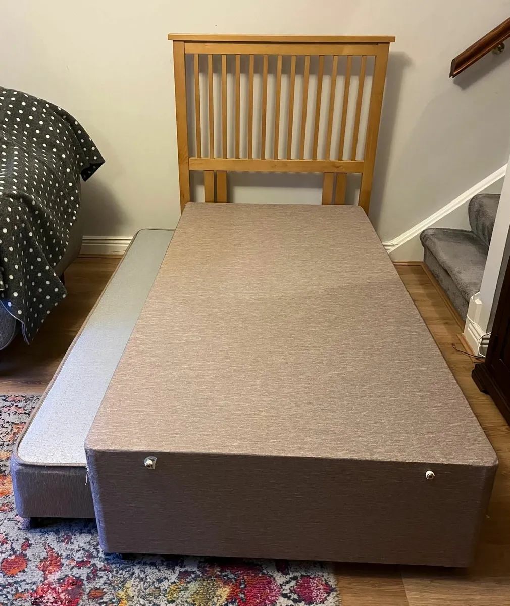 Trundle bed frame - Image 1