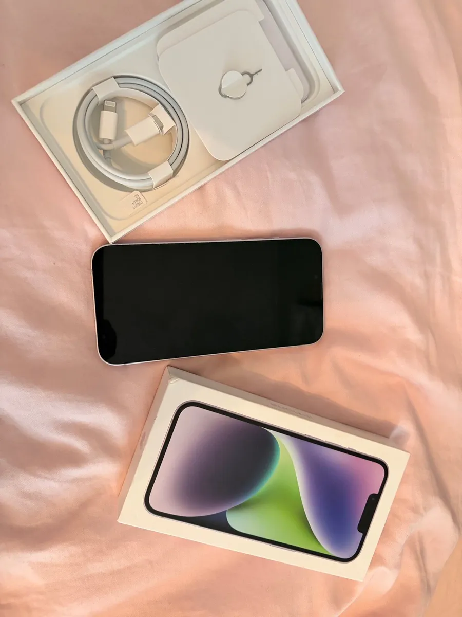 iPhone 14 - Image 2