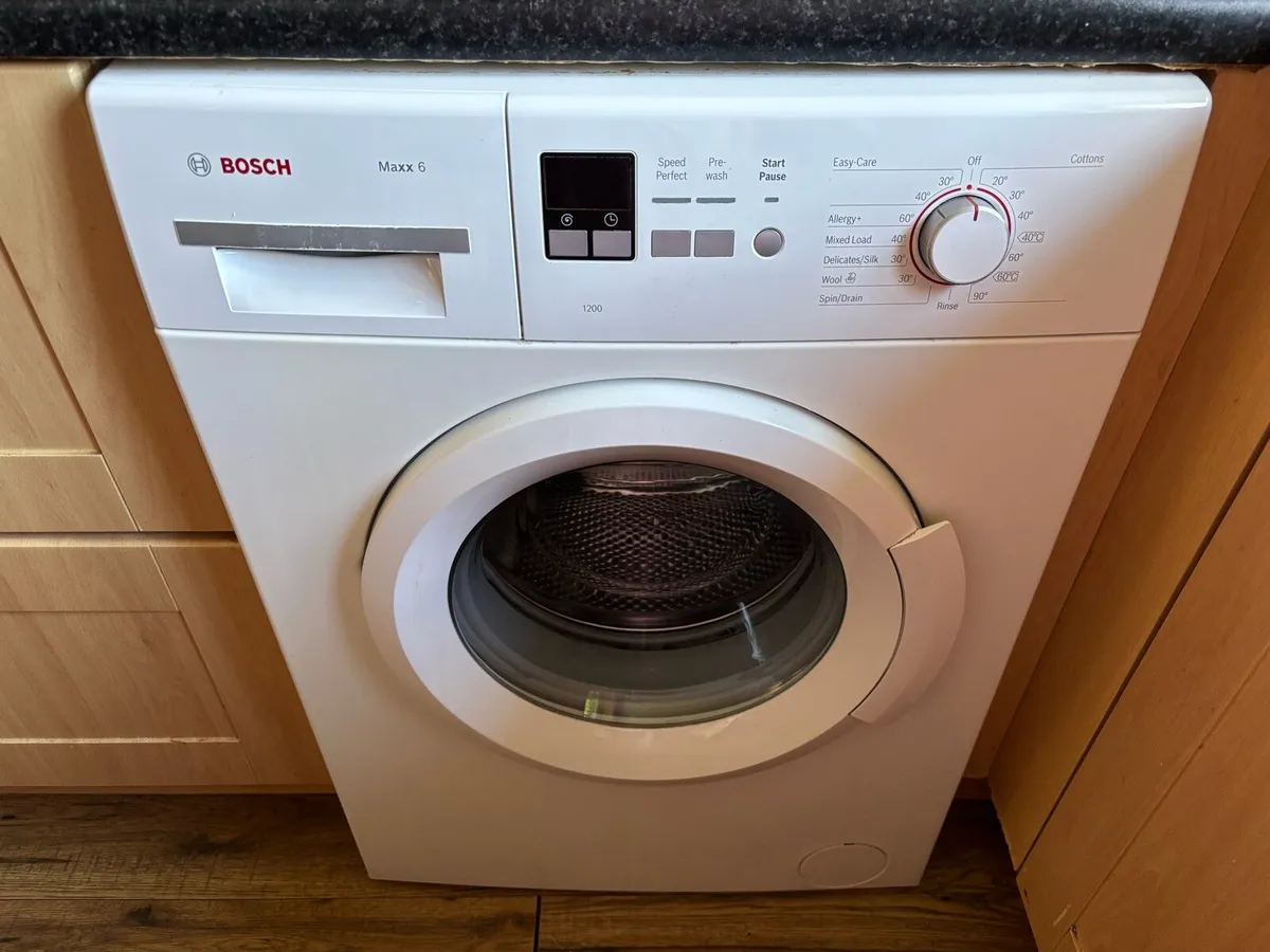 Bosch washing machine - Image 2