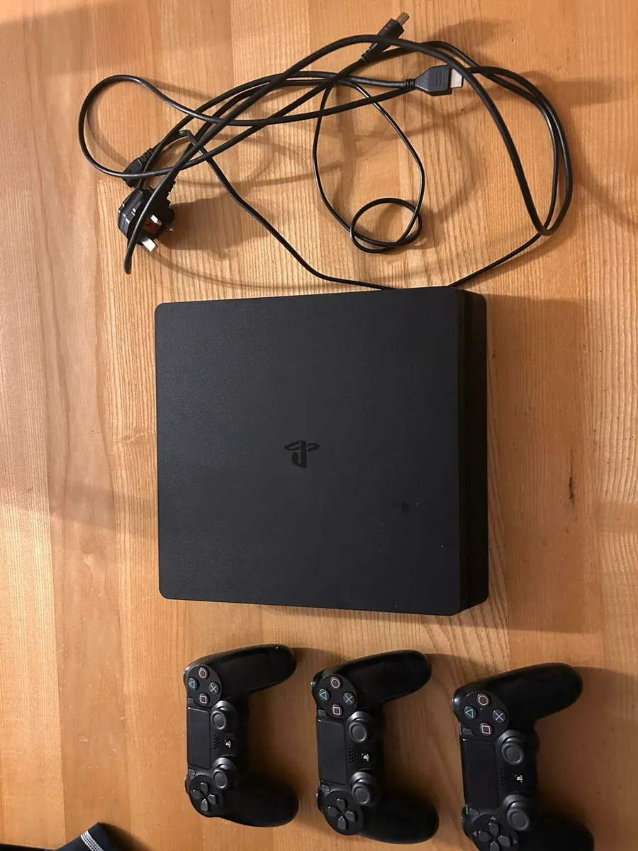 Nintendo Switch and PlayStation 4 slim - Image 2