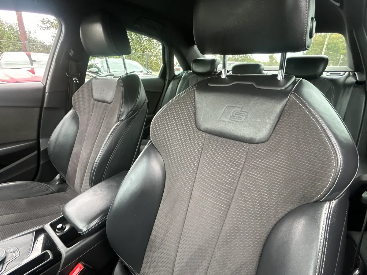 162 AUDI A4 2.0 TDI S LINE LOW KMS AS NEW - Image 4