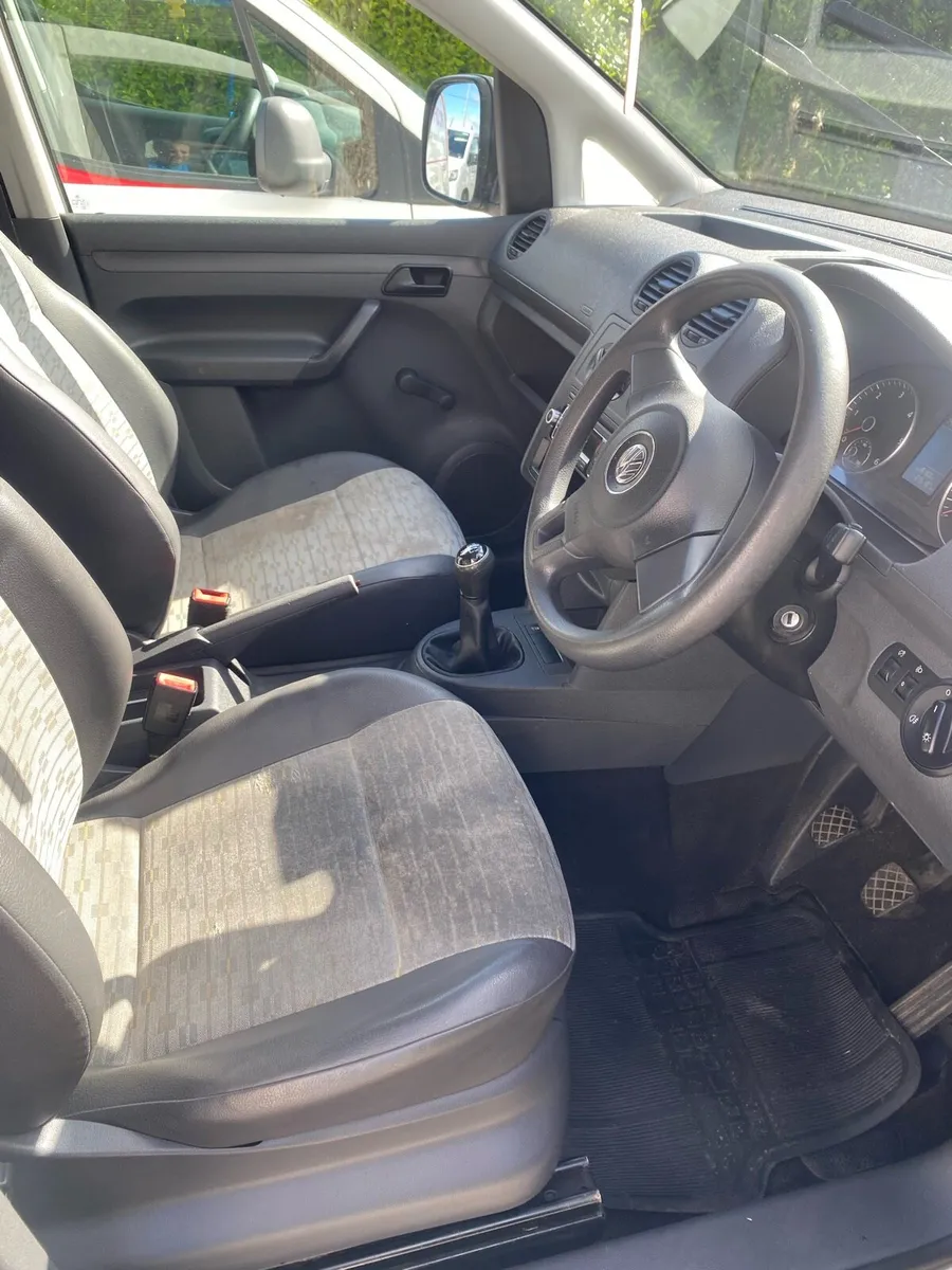 Vw Caddy 2013 - Image 3