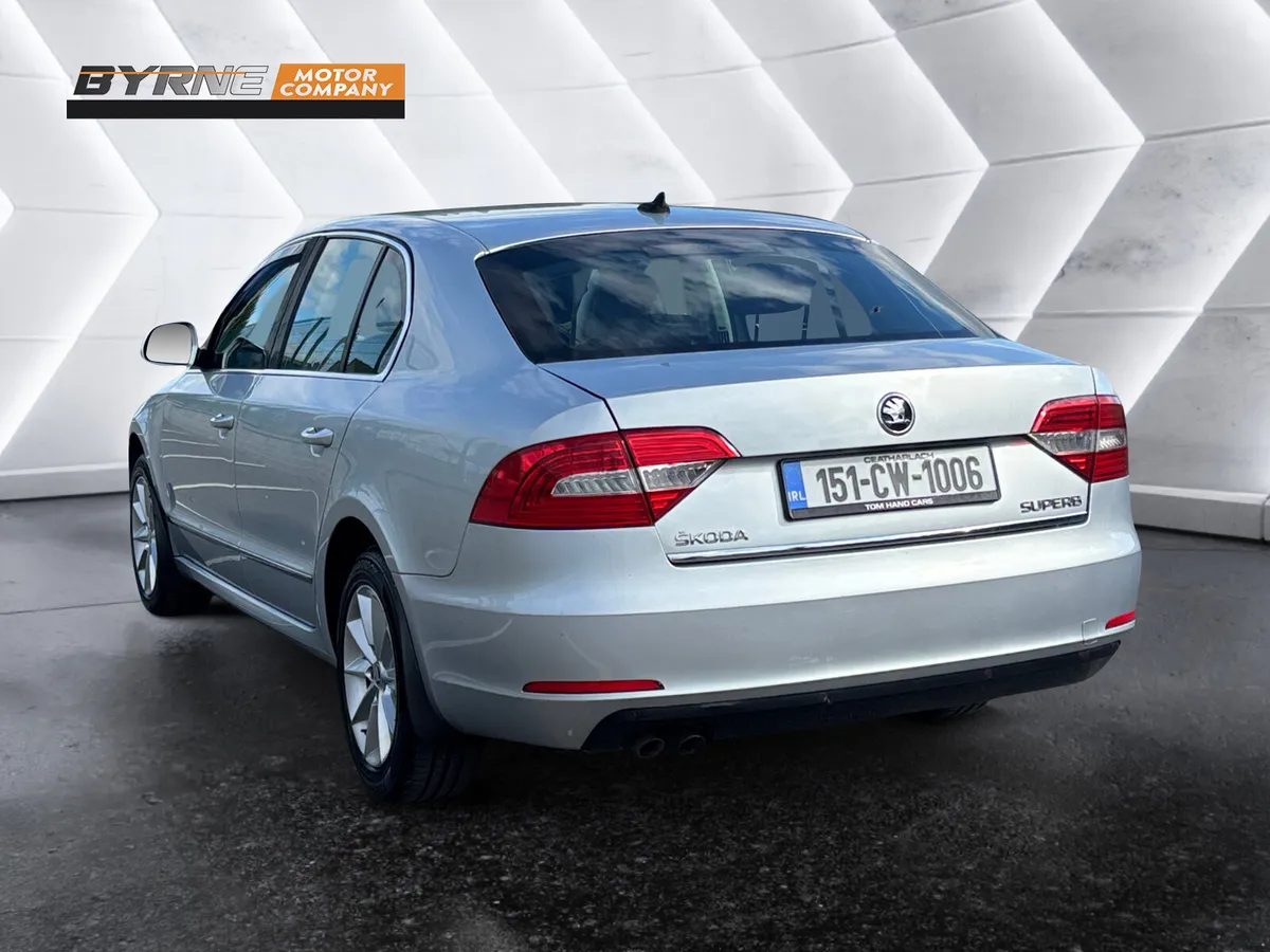 SKODA SUPERB 1.6 TDI AMBITION 2015 - Image 2