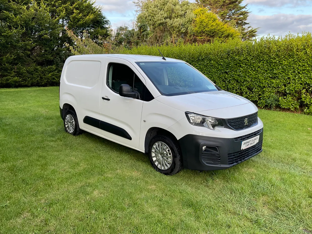 2019 Peugeot Partner 1.6 Active Plus (No VAT!) - Image 1