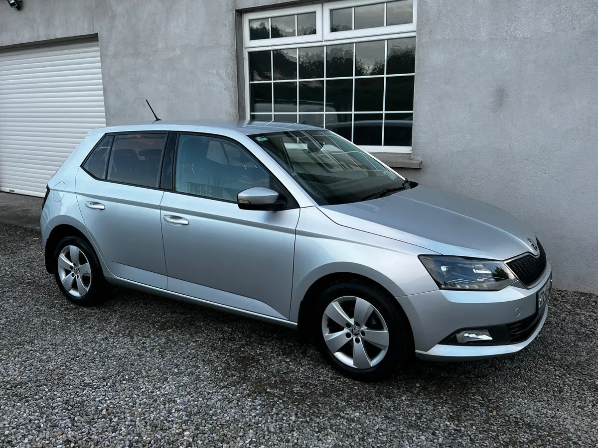 2017 Skoda Fabia 1.0L Ambition - Image 4
