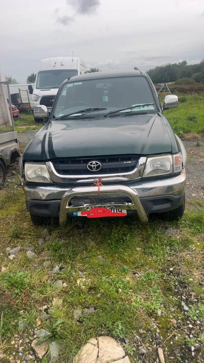Toyota hilux - Image 3