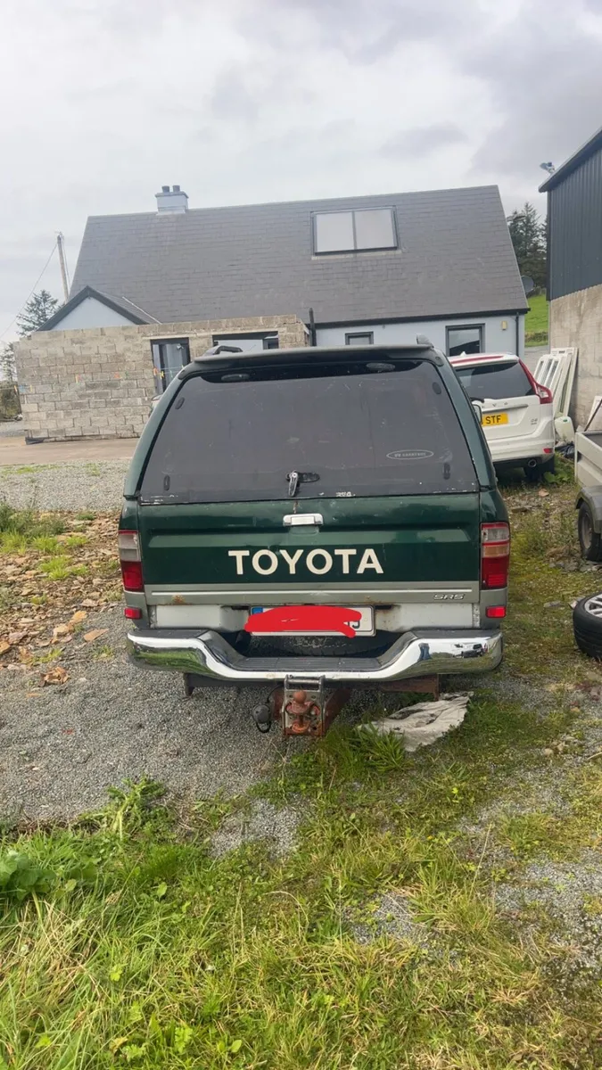 Toyota hilux - Image 4