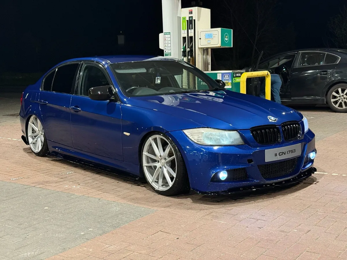 BMW E90 320D - Image 3
