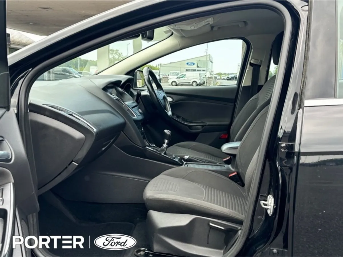 Ford Focus 1.5tdci Titanium 120PS - Image 4